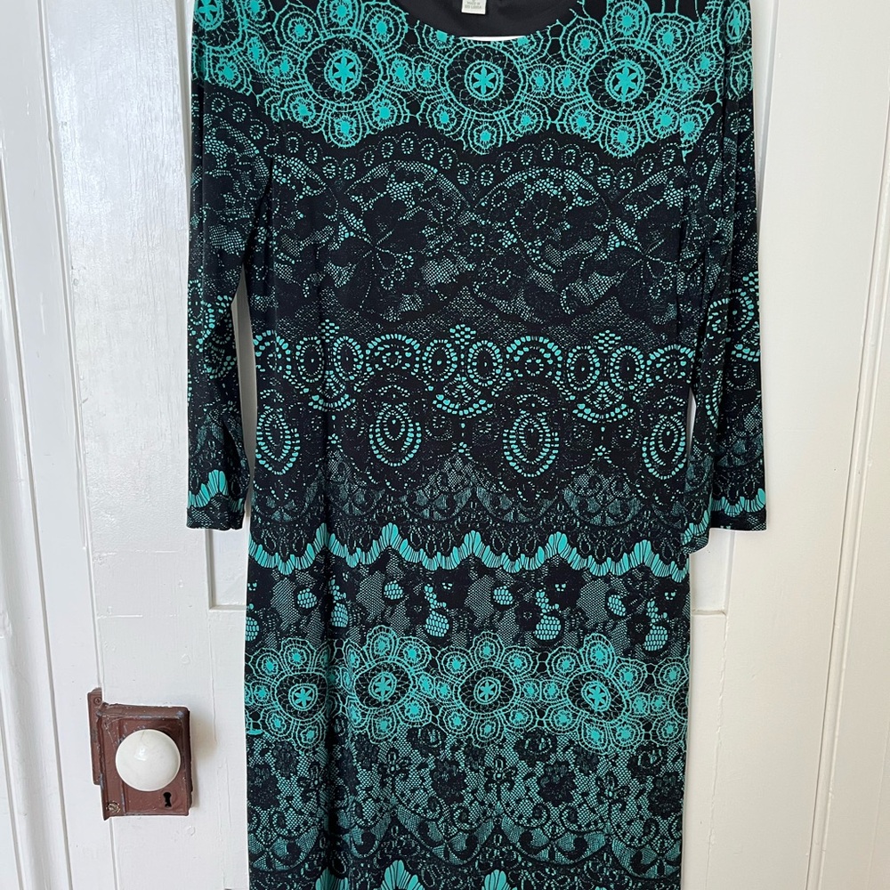 Donna Morgan Blue and Black Sheath Dress 3/4 Sleeve